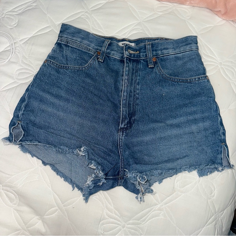 Women's Wrangler High Rise Festival Shorts